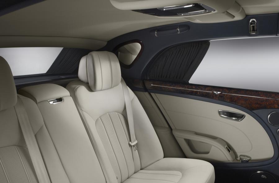  Bentley Mulsanne 2013 года  (фото 9 из 24)